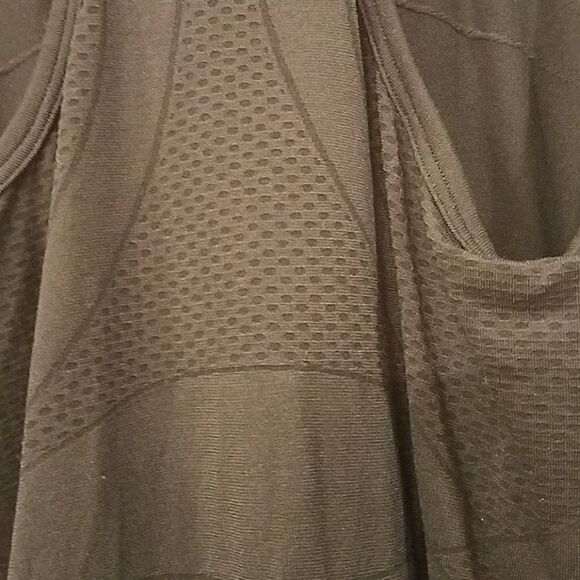 Gap fit black racerback tank top - Picture 5 of 5